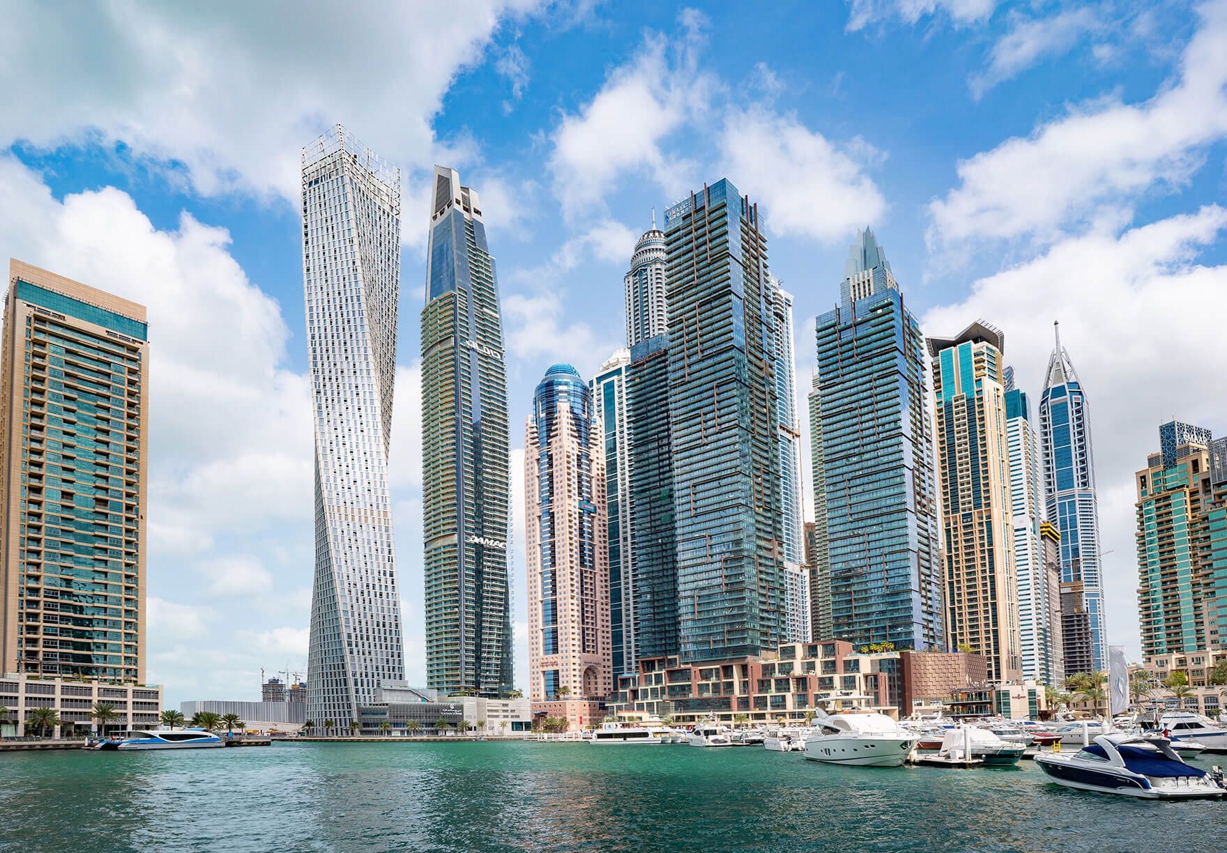 work-permits-visas-dubai-featured